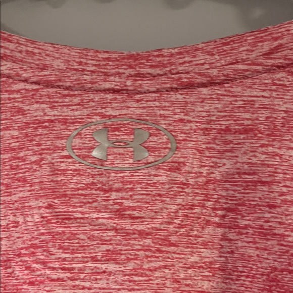 Under Armour Heathered Red Short Sleeve Tee Size XS - Picture 4 of 5